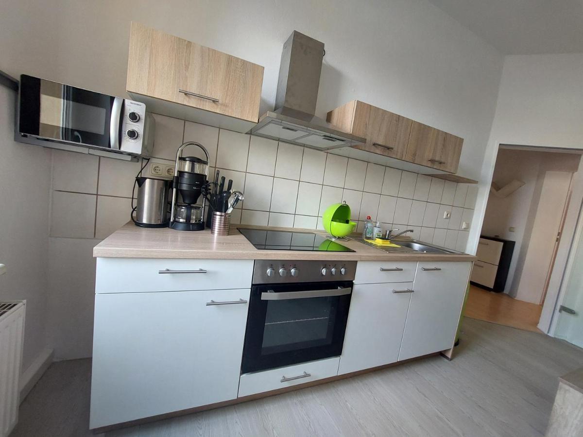 Schoene Zwei-Zimmer-Wohnung "W2" Mit 4 Einzelbetten Und Wlan In Zwenkau Bei Leipzig Im Neuseenland Zewnętrze zdjęcie