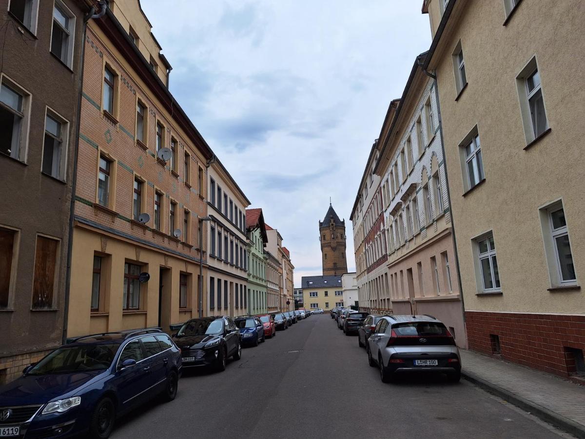 Schoene Zwei-Zimmer-Wohnung "W2" Mit 4 Einzelbetten Und Wlan In Zwenkau Bei Leipzig Im Neuseenland Zewnętrze zdjęcie